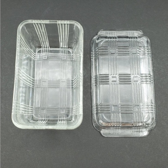 Hazel Atlas Crisscross Ribbed Clear Glass Butter Dish Refrigerator Dish - Picture 3 of 4